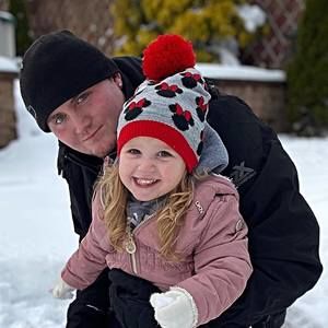 Meet your Posher, Devin